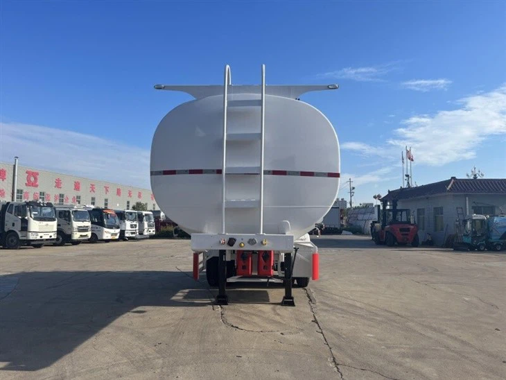 Low Price 40,000L Crude Oil Tank Trailer high quality